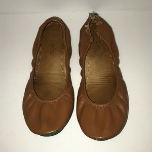 Tieks in cognac